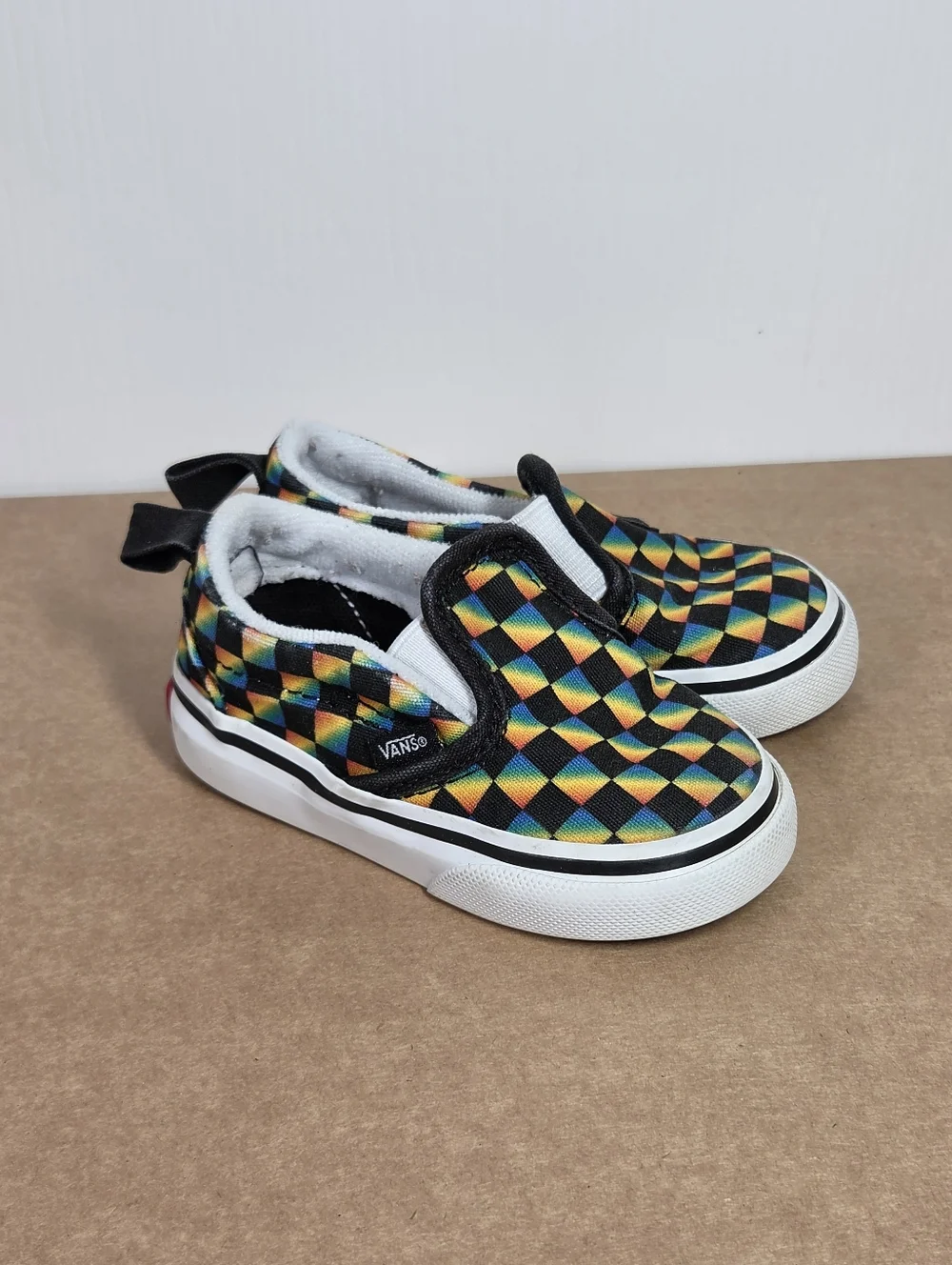 Vans Toddler Slip On V Gradient Rainbow/Check black Shoes Sz 4